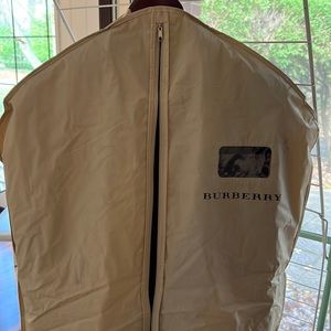 Burberry Trench+Inner Layer. Burberry Lewis Trench 1090092-F07-CUT1520 SIZE 40R